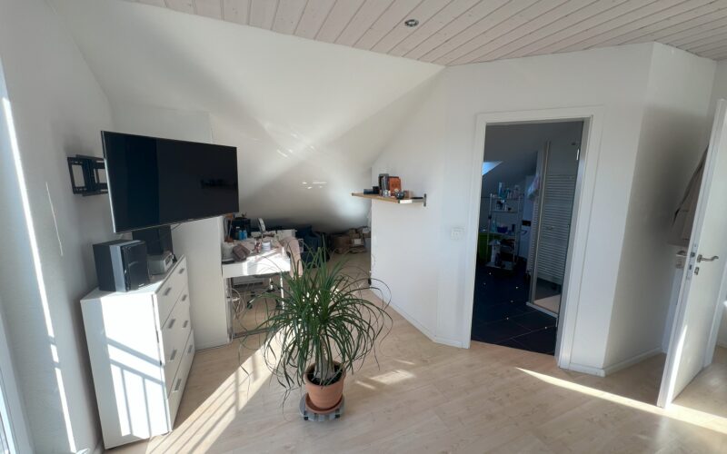 2.OG Schlafzimmer 3 mit eigenem Bad